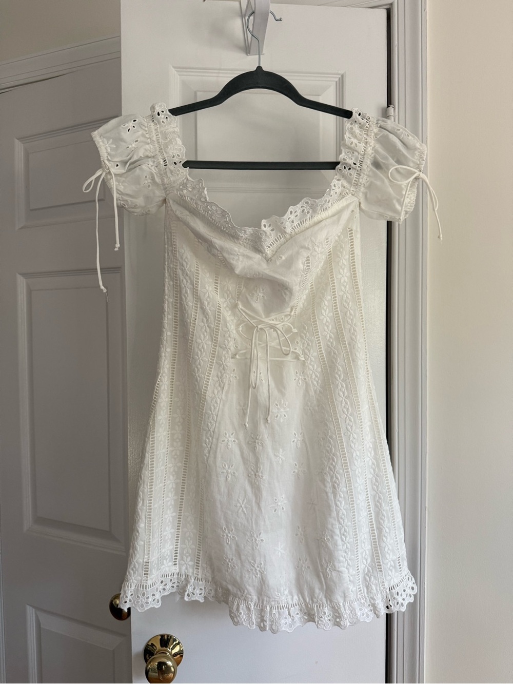 For Love & Lemons Anabelle White Eyelet Lace Up Puff Sleeve Mini Dress Size M - Picture 6 of 11